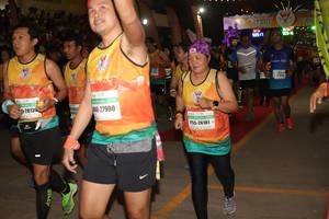 BIB: 28139, 27900, 26181
                            <button type="button" onclick="openModal(9884181)" class="btn btn-primary btn-sm float-right btn-popup" data-toggle="modal" data-target=".modal-high-quality">
                        <i class="fas fa-shopping-cart"></i> Add to Cart
                    </button>
                                            <button type="button" onclick="isThisMe(9884181, true)" class="btn btn-success btn-sm float-right btn-popup btn-isme hidden" data-toggle="tooltip" data-placement="bottom" title="นี่คือรูปของคุณใช่ไหม คลิกที่นี่เพื่อเอาเข้าอัลบั้ม">
                        <i class="fas fa-plus"></i> Add to album
                    </button>
                    <button type="button" onclick="isThisMe(9884181, false)" class="btn btn-warning btn-sm float-right btn-popup btn-isnotme hidden">
                        <i class="fas fa-ban"></i> Remove from album
                    </button>
